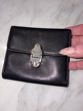 Vintage Enzo Angiolini Black Leather Trifold Wallet Heavy Clasp Y2K